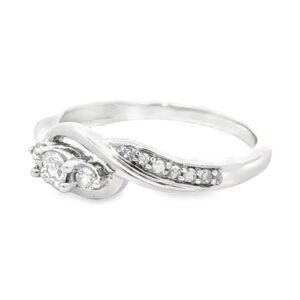 Three Diamond Center White Gold 10k Ring , Alaska Mint