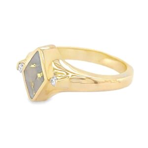 Diamond Shaped Gold Quartz Diamond Ring Inlaid Design, Alaska Mint