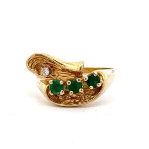 Estate Lady's Emerald & Diamond Ring 073971