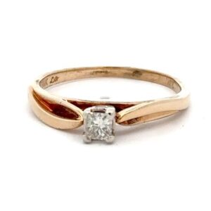 Princess Cut Solitaire Diamond Estate Ring 071345