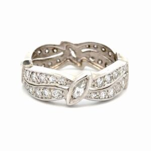ladies Platinum & Diamond Estate Ring 077195