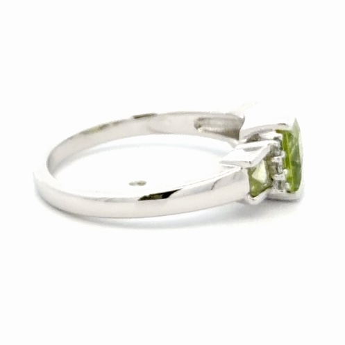 Lady's Peridot & Diamond Estate Ring 078266 - Image 4