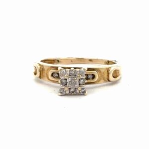 Lady's Diamond Estate Ring 5008