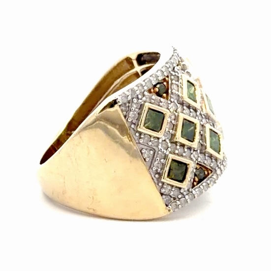 Green Diamond Lady's Estate Ring 077216 - Image 4