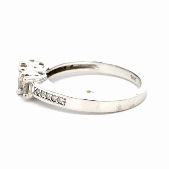 Lady's Diamond Estate Ring 077218 - Image 2