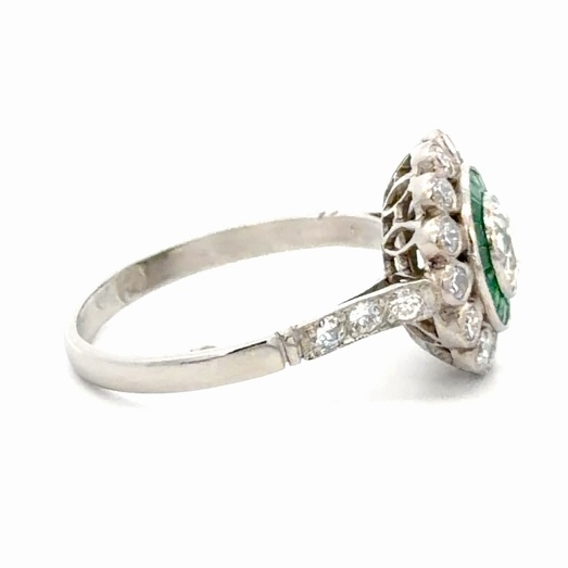 Emerald & Diamond Platinum Estate Ring 077306 - Image 4