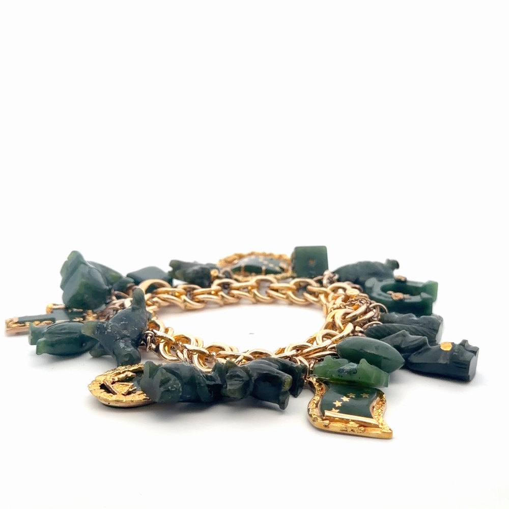 14K Gold Bracelet With 20 Jade & Gold Charms Estate 078355 - Image 4