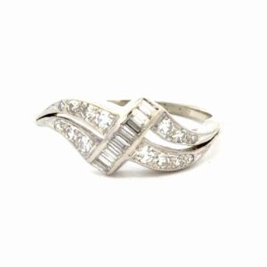 Ladies Diamond Estate Ring 077321