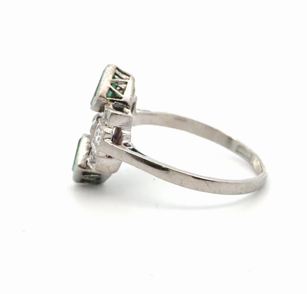 Emerald & Diamond Antique Ladies Estate Ring 077350 - Image 2