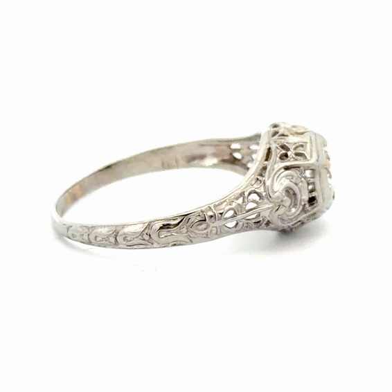 Single Diamond Vintage Ladies Estate Ring 077373 - Image 4