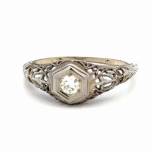 Diamond Ladies Vintage Estate Ring 077385