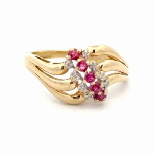 Ladies Estate Ruby & Diamond RIng 078374